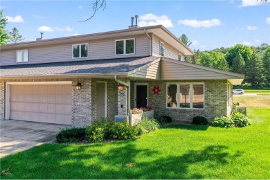 Bamber Lake Townhome/Townhouse For Sale in Rochester Minnesota