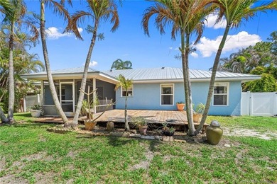Wonderful home located conveniently just North of the Roosevelt - photo 33