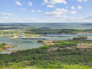 Extremely pleased to offer the most BREATHTAKING property - photo 2