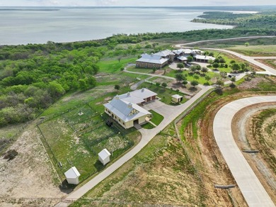 Extremely pleased to offer the most BREATHTAKING property - photo 8