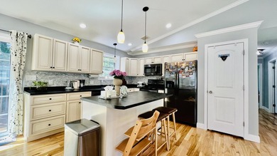 LOCATION, LIFESTYLE, AND MODERN COMFORT--ALL IN ONE. Welcome to - photo 11