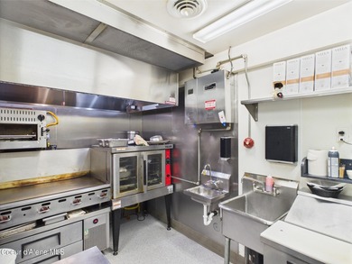 3 Amazing ''Locally Famous'' businesses under One Roof are now