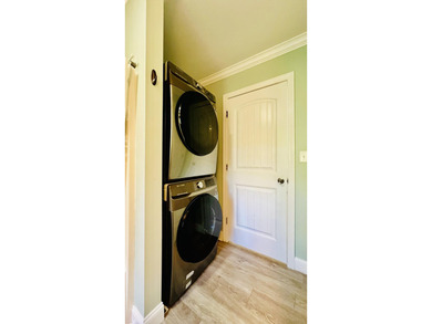 LOCATION, LIFESTYLE, AND MODERN COMFORT--ALL IN ONE. Welcome to - photo 21