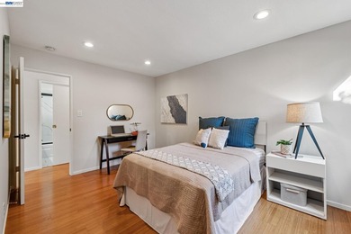 Updated single story Model-A townhome offering comfort, style - photo 22