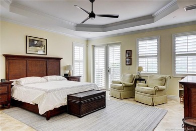 Luxury Condo in exclusive Outrigger Harbour with a light and - photo 24