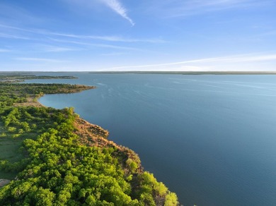 Extremely pleased to offer the most BREATHTAKING property - photo 5
