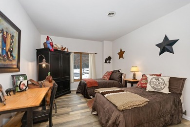 Spacious Country Ranch on 10 Acres near Castle Rock Lake! This - photo 25