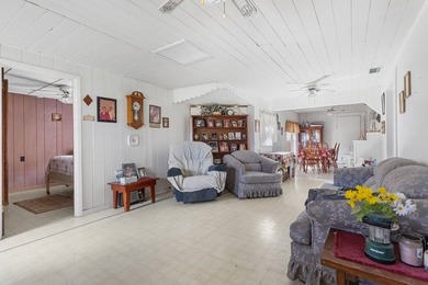 Charming old Florida cracker-style home on 4.2 acres in - photo 29