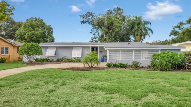 Lake Home Sale Pending in Orlando, Florida