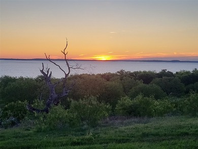 Extremely pleased to offer the most BREATHTAKING property - photo 2