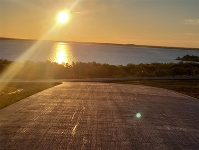 Extremely pleased to offer the most BREATHTAKING property - photo 4