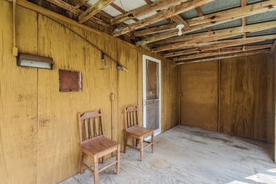 Charming old Florida cracker-style home on 4.2 acres in - photo 37