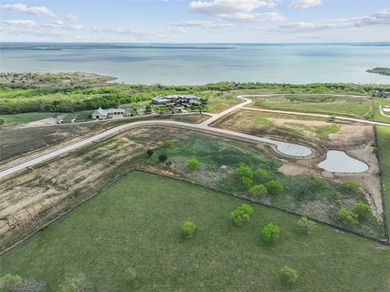 Extremely pleased to offer the most BREATHTAKING property - photo 7