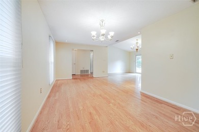 WELL MAINTAINED FAMILY HOME IN DESIRABLE RIVER OAKS! BEAUTIFUL - photo 8