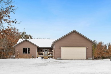 Spacious Country Ranch on 10 Acres near Castle Rock Lake! This - photo 38