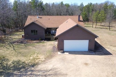 Spacious Country Ranch on 10 Acres near Castle Rock Lake! This - photo 43