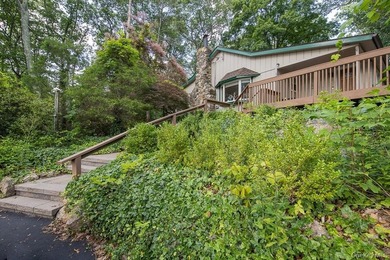 A Serene Forest Park Sanctuary Nestled in the trees with views - photo 3