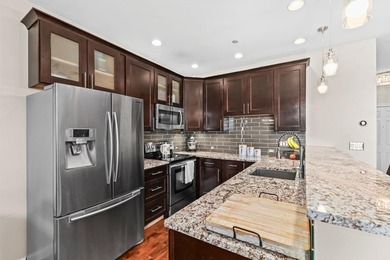Looking for room to spread out - inside and out? This stunning - photo 3