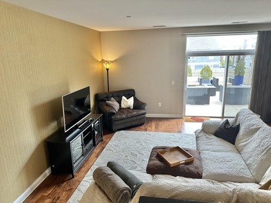 Looking for room to spread out - inside and out? This stunning - photo 8
