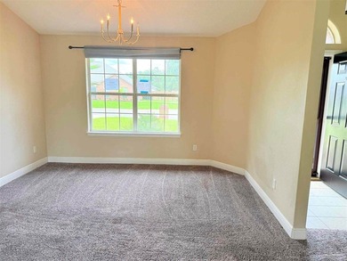 Welcome to this beautifully maintained 4-bedroom, 2-bath brick - photo 12