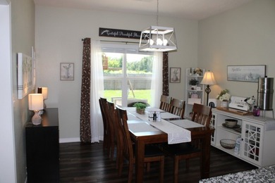 Outstanding Home in Desirable Cottonwood Road Area - Near New - photo 16