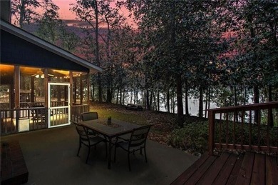 PRIVATE LAKEFRONT RETREAT WITH DEEP-WATER DOCK, GUEST APARTMENT - photo 7