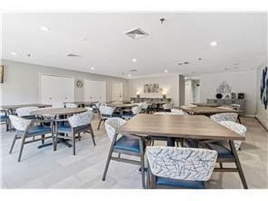 Welcome home to luxury, resort-style living at Glen Atrium - photo 27