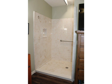 Outstanding Home in Desirable Cottonwood Road Area - Near New - photo 29