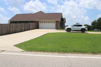 Outstanding Home in Desirable Cottonwood Road Area - Near New - photo 36