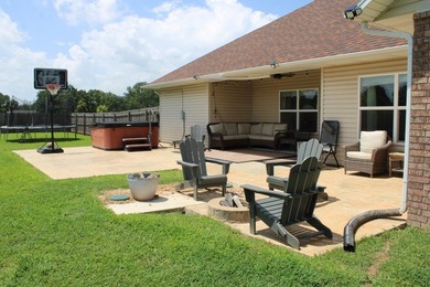 Outstanding Home in Desirable Cottonwood Road Area - Near New - photo 40