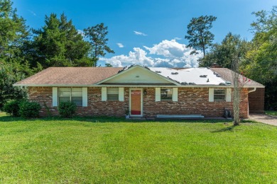 Lake Home For Sale in Defuniak Springs, Florida