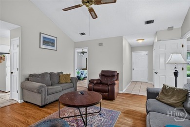 1013 Debbie St - photo 4