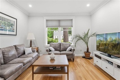 BEAUTIFUL CUSTOM BUILT HOME ON A CUL-DE-SAC WITH 1.6 ACRES OF - photo 13