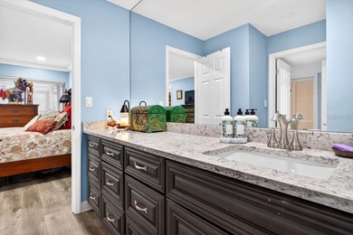 Under contract-accepting backup offers. Thoughtfully RENOVATED - photo 22