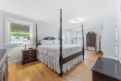 BEAUTIFUL CUSTOM BUILT HOME ON A CUL-DE-SAC WITH 1.6 ACRES OF - photo 33