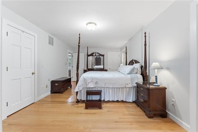 BEAUTIFUL CUSTOM BUILT HOME ON A CUL-DE-SAC WITH 1.6 ACRES OF - photo 34