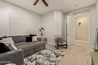 Custom 4600 sq.ft. contemporary masterpiece situated on a corner - photo 36