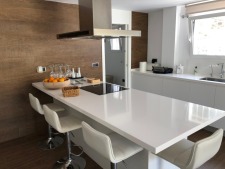 Luxury 5 bedroom villa with pool on Bonalba Golf Resort - photo 12