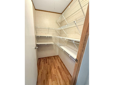 Welcome to 144 Valley Oaks Dr. in Heber Springs, Ar! This well