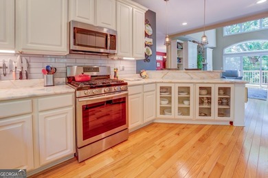 New Price on Custom Elevated Lakefront Home with Carriage House - photo 27
