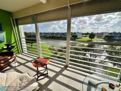 Lakes at Century Village Condo For Sale in Boca Raton Florida