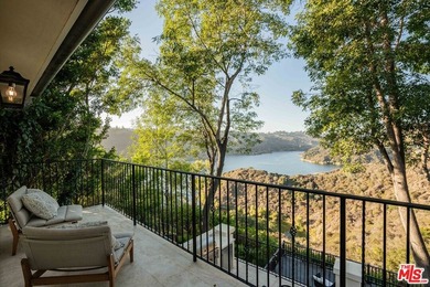 Stone Canyon Reservoir Home For Sale in Los Angeles California