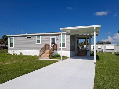 Northport Waterway Lakes and Canals Home For Sale in North Port Florida