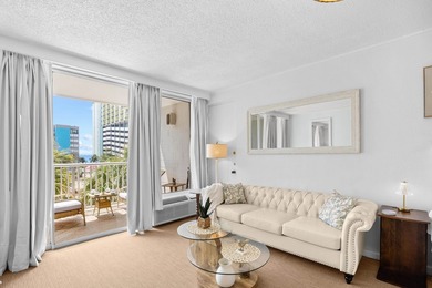 Rare top floor unit at St. John's Inn, perfectly positioned just - photo 18