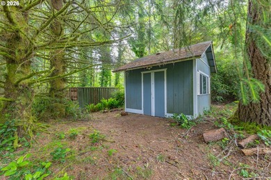 Experience the best of country living in this custom-built, 2 - photo 33