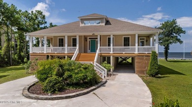 Neuse River Home For Sale in Beaufort North Carolina