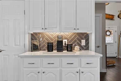 Pride of ownership shows throughout this meticulously well-kept - photo 12