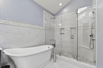Light, bright, airy, and just 224 steps from the front door to - photo 18