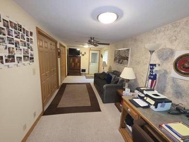 Lake living with lots of space!! WATERFRONT property, a GUEST - photo 23