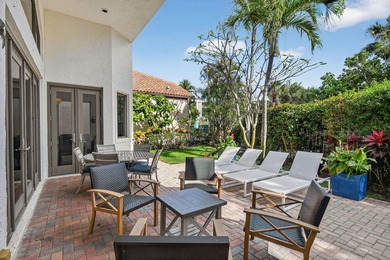 Light, bright, airy, and just 224 steps from the front door to - photo 30